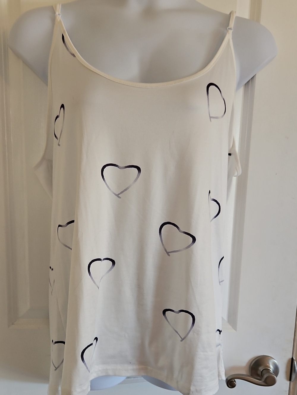 Source Unknown White With Black/Gray Heart Print Spaghetti Strap Camisole